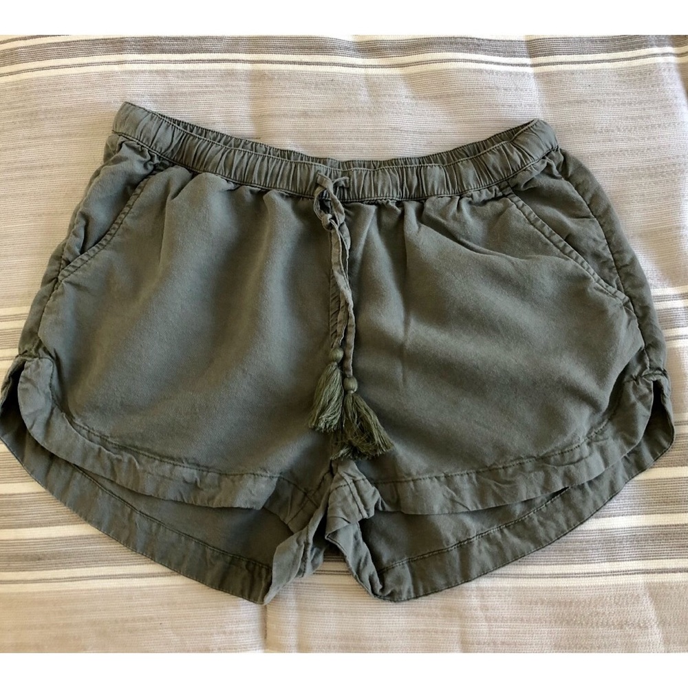 Aerie Army Green Draw String Shorts